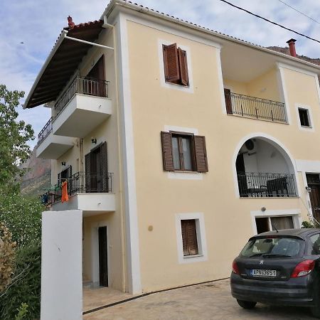 Apartment Theodoros Leonídion 외부 사진