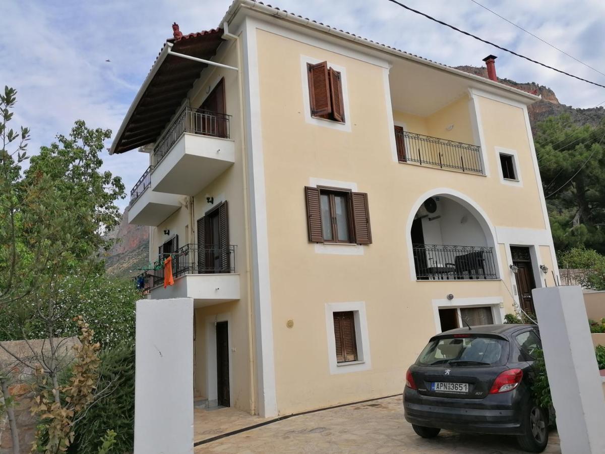 Apartment Theodoros Leonídion 외부 사진